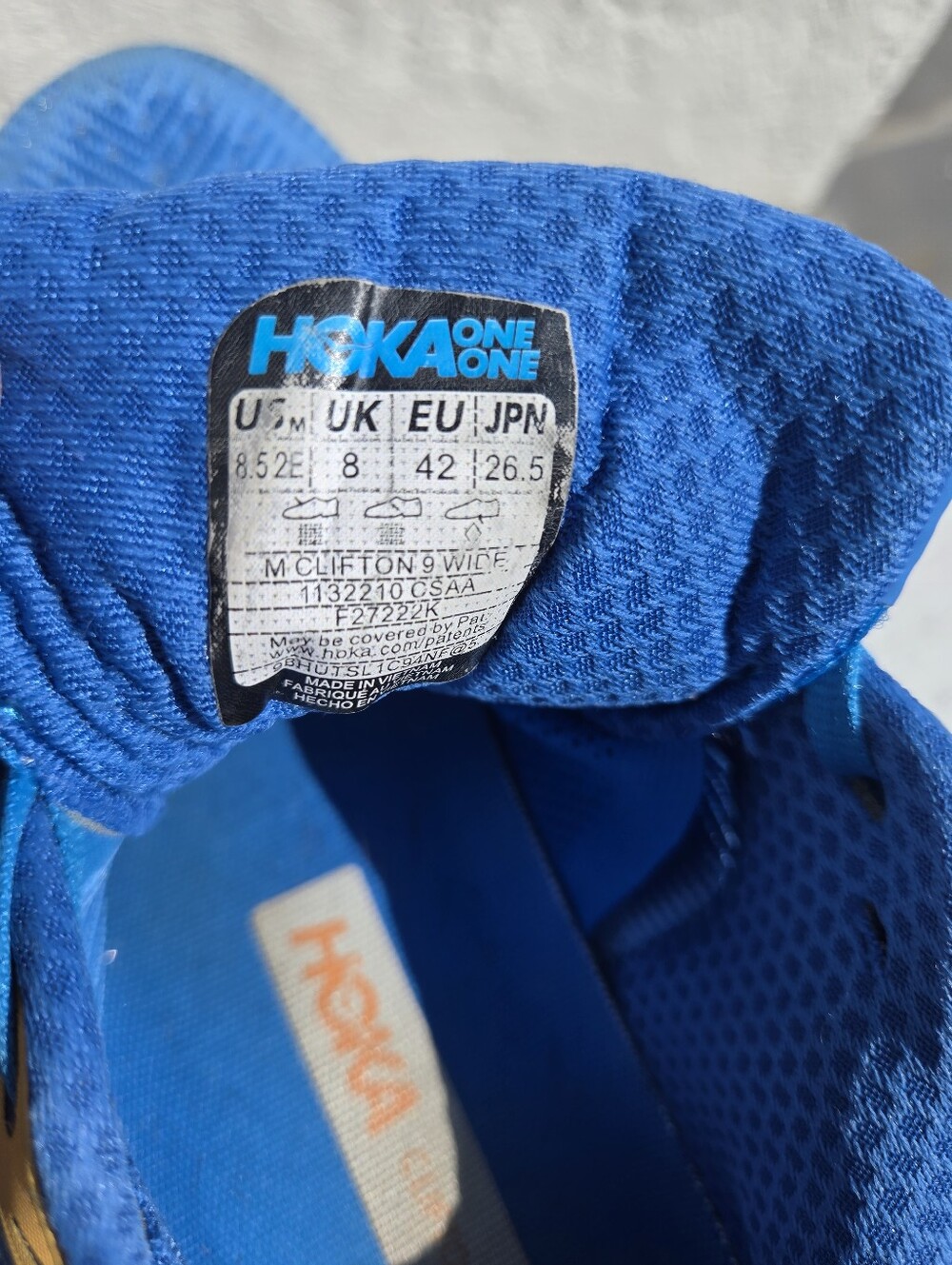 Size 8.5 Wide - Picture 3 of 5
